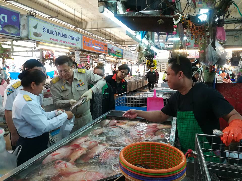 ลงพื้นที่ตลาดไทในการบูรณาการร่..ชมภาพ