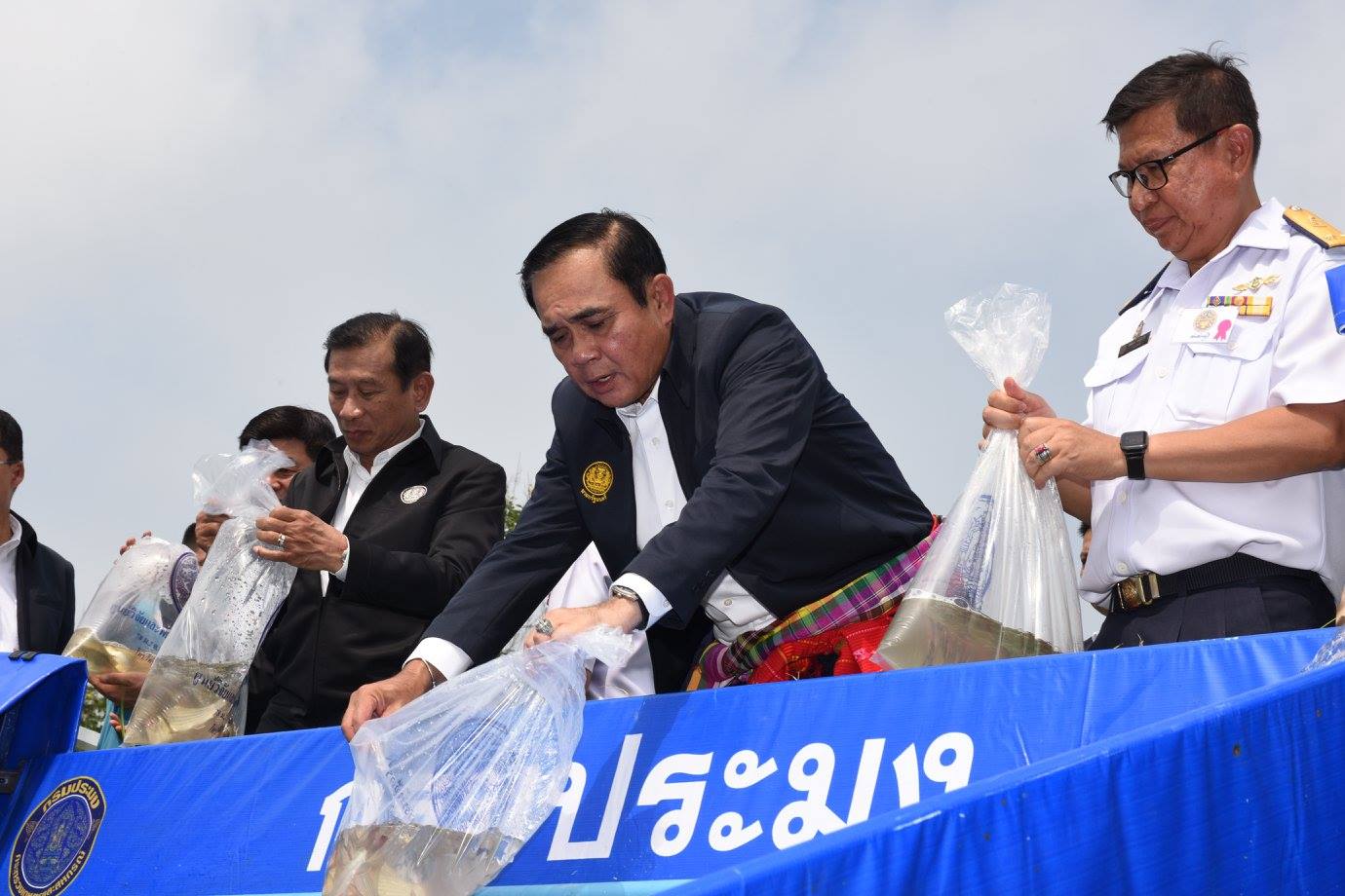 เยี่ยมชมโครงการศึกษาวิธีการฟื้..ชมภาพ