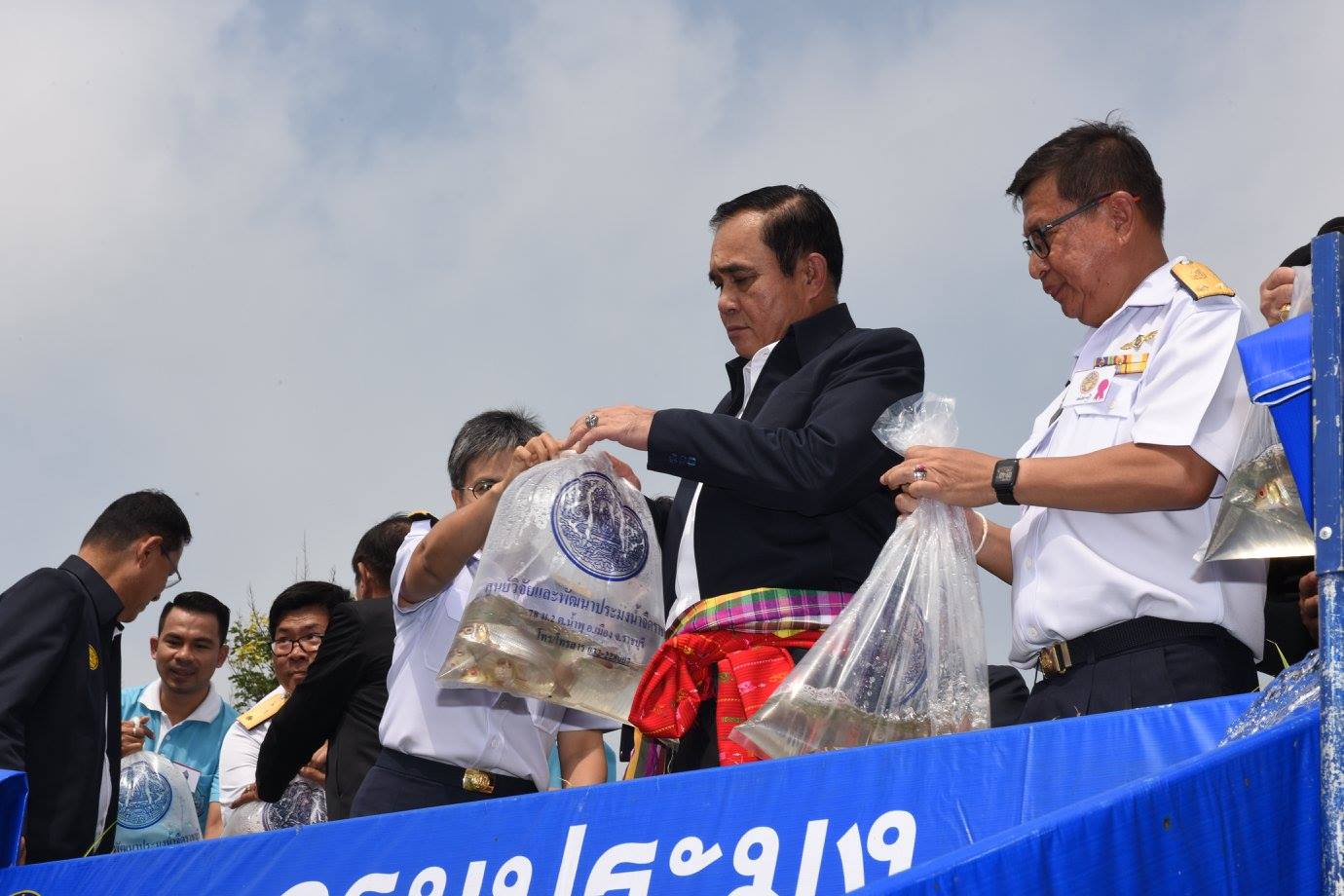 เยี่ยมชมโครงการศึกษาวิธีการฟื้..ชมภาพ