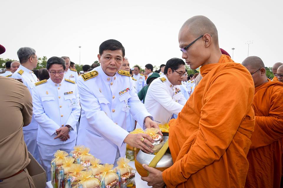 นายอดิศร พร้อมเทพ อธิบดีกรมประ..ชมภาพ