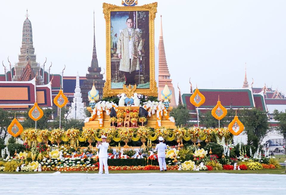 นางอุมาพร พิมลบุตร รองอธิบดีกร..ชมภาพ