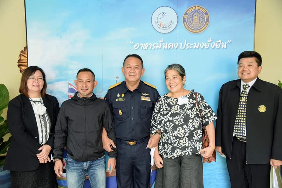 กรมประมง เปิดห้องระดมชาวประมง ..ชมภาพ