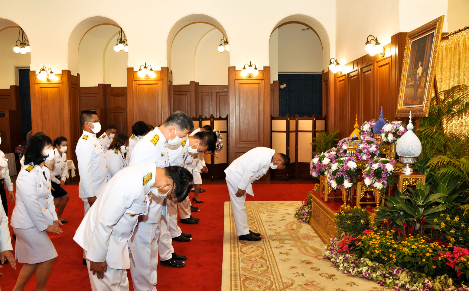 คณะผู้บริหารกรมประมง ทูลเกล้าฯ..ชมภาพ