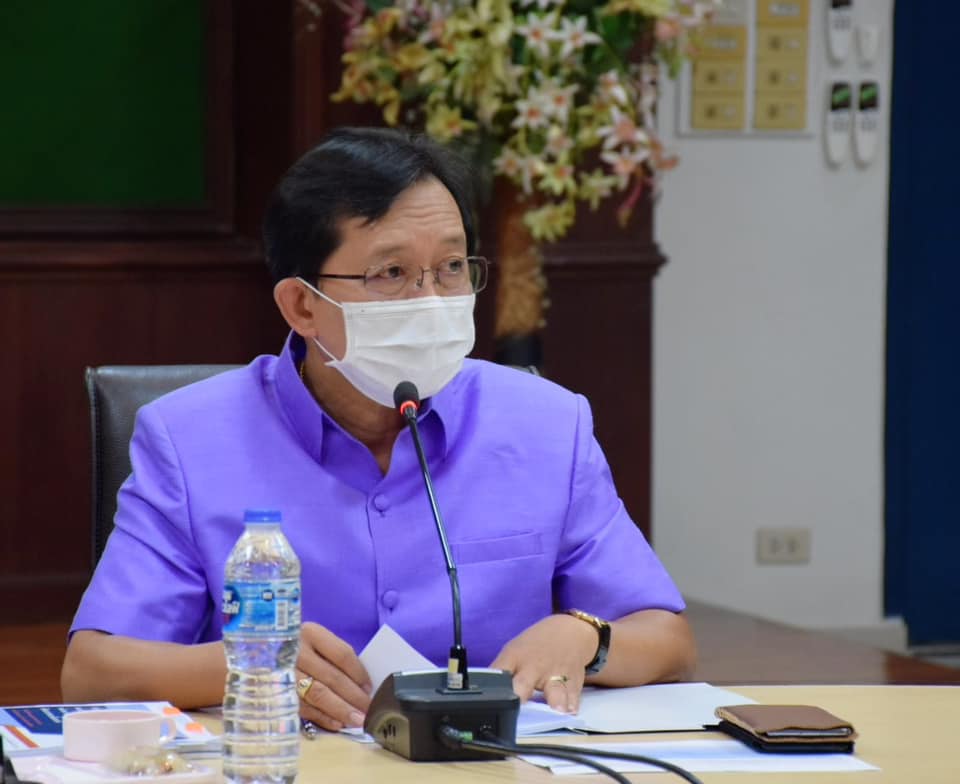 นายเฉลิมชัย สุวรรณรักษ์ รองอธิ..ชมภาพ