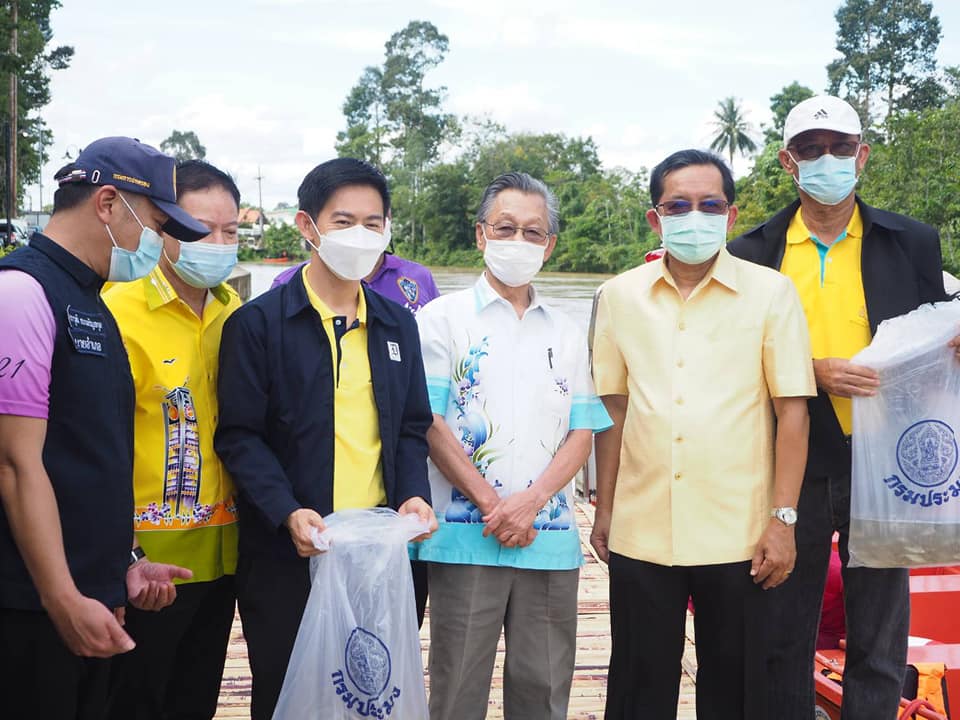 พิธีปล่อยพันธุ์สัตว์น้ำโครงการ..ชมภาพ