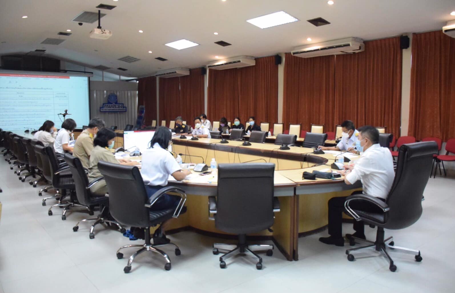การประชุมโครงการเร่งด่วนเพื่ออ..ชมภาพ