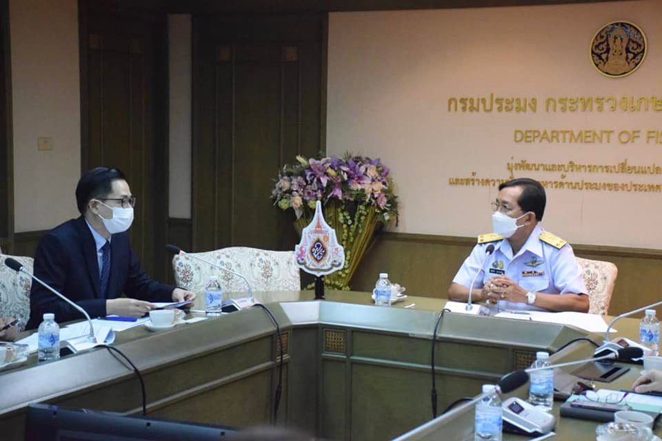 นายเฉลิมชัย สุวรรณรักษ์ รองอธิ..ชมภาพ
