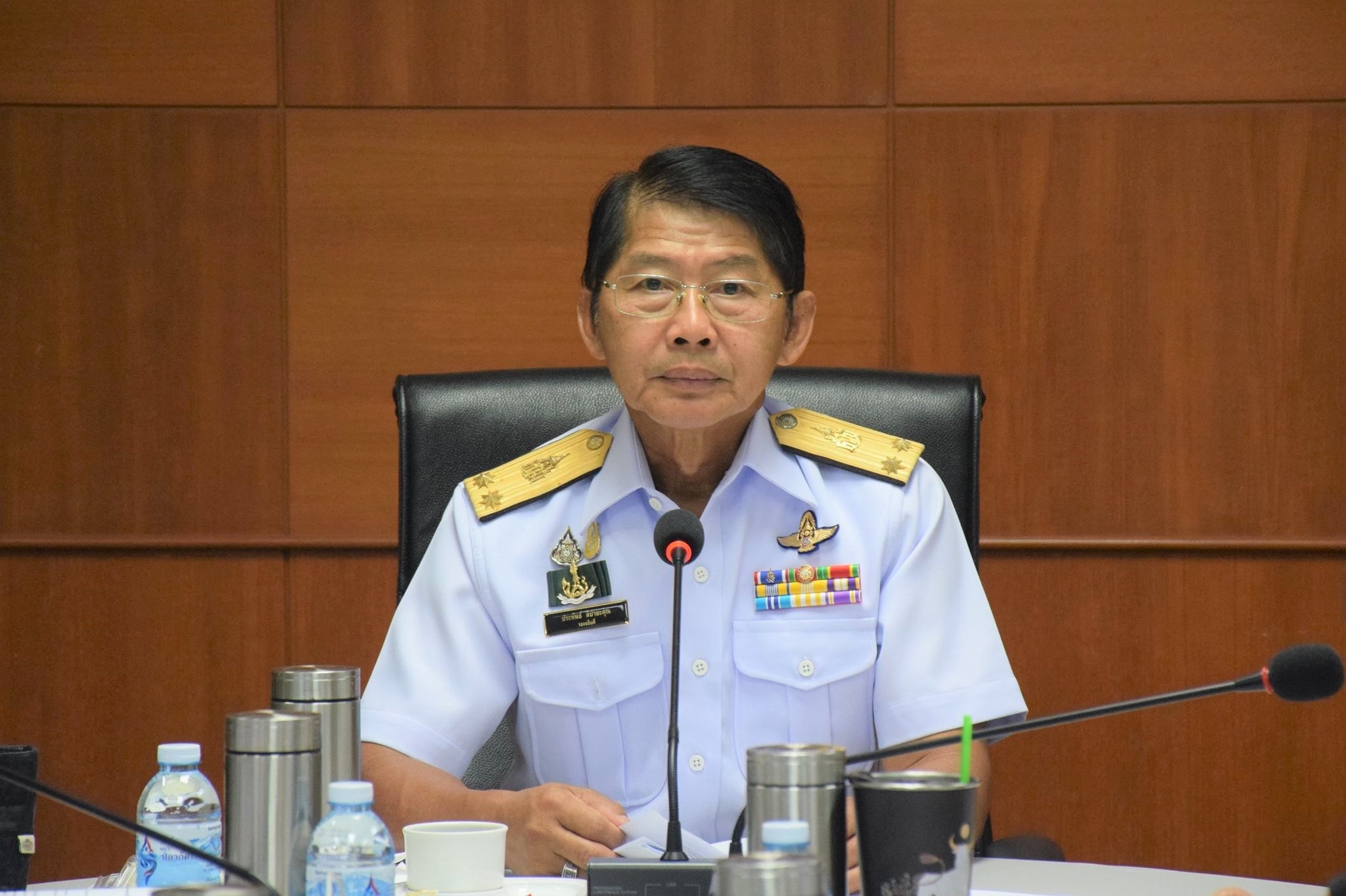นายประพันธ์ ลีปายะคุณ รองอธิบด..ชมภาพ