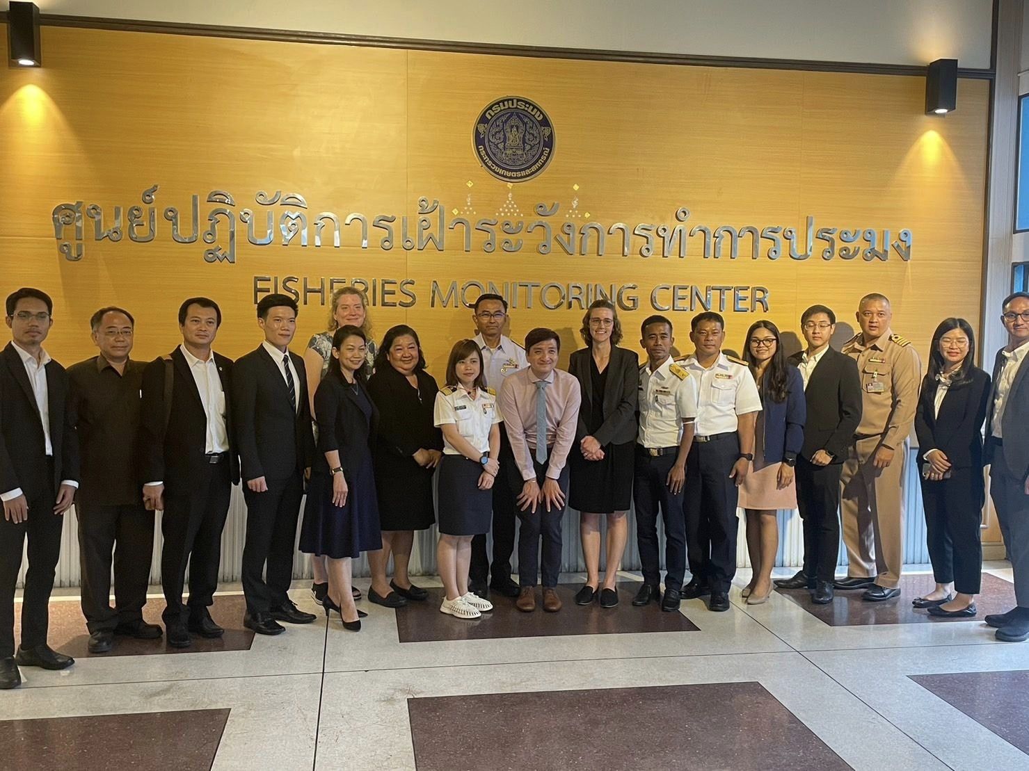ณ ศูนย์ปฎิบัติการเฝ้าระวังการท..ชมภาพ