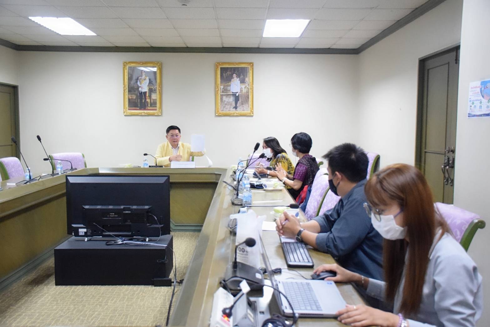 นายถาวร ทันใจ รองอธิบดีกรมประม..ชมภาพ