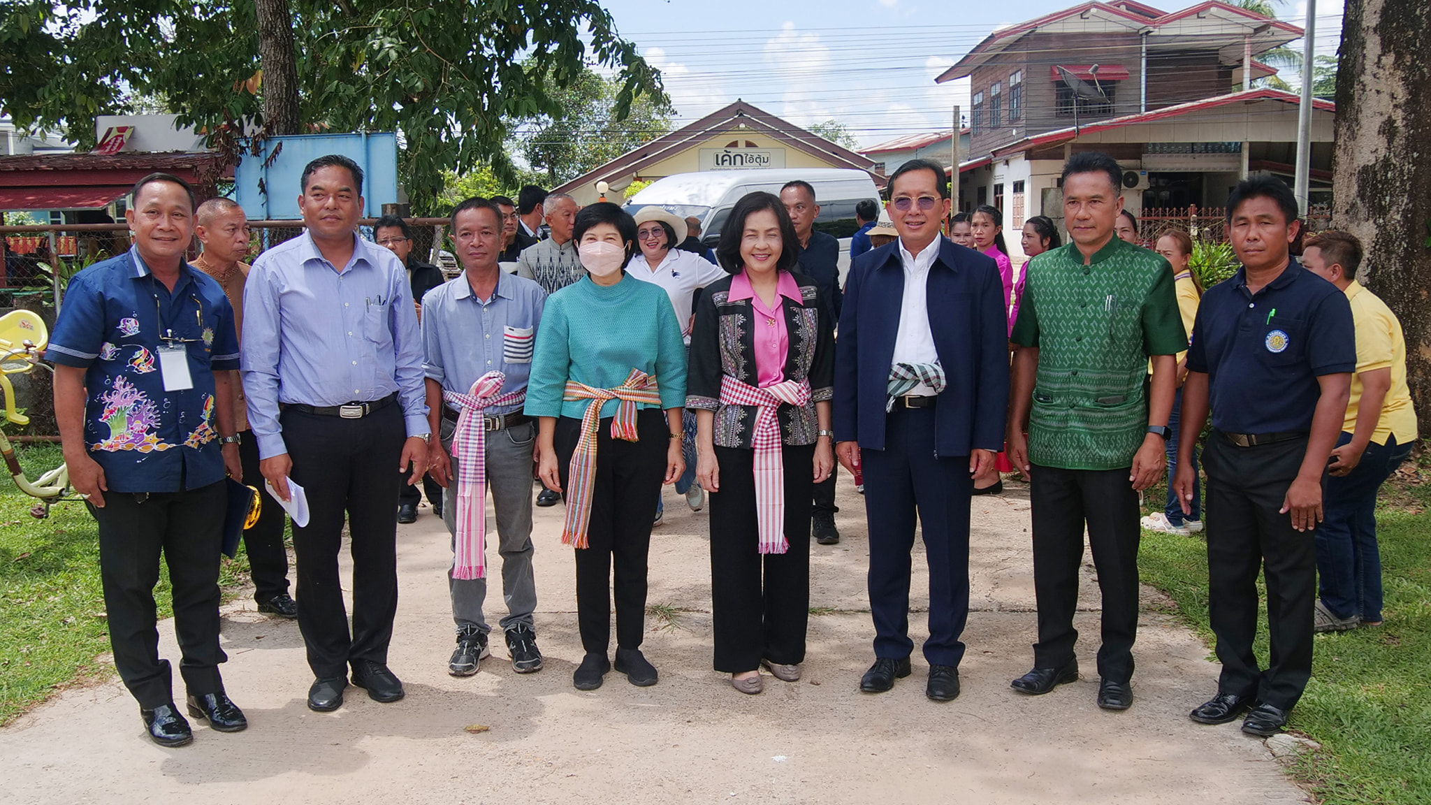 ณ หนองคำแอ้ บ้านชะโนดใหญ่ หมู่..ชมภาพ