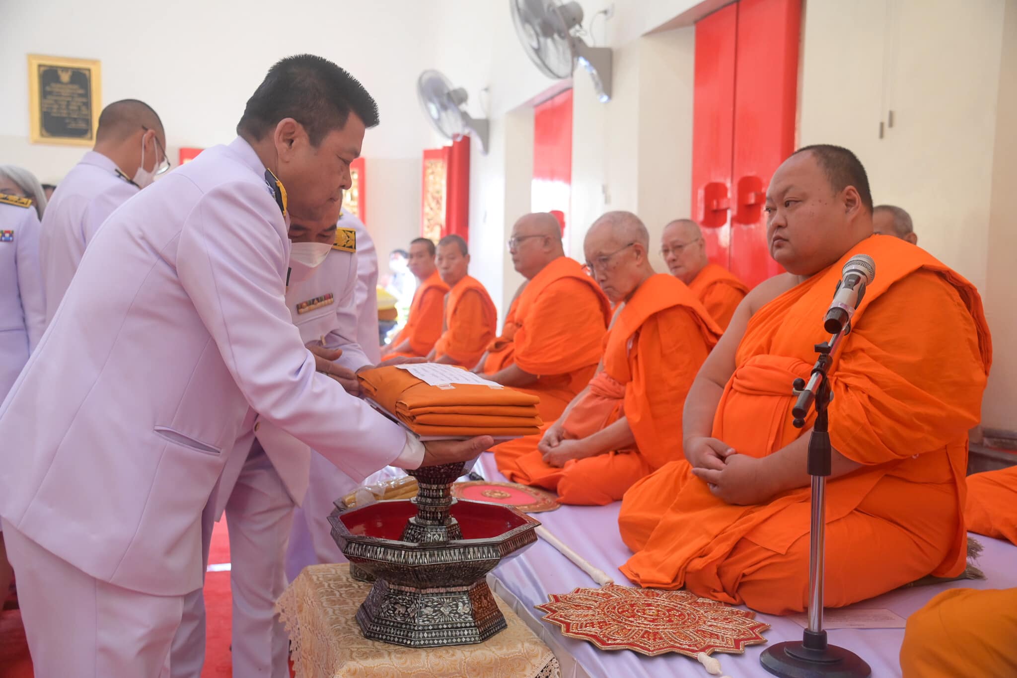 พิธีถวายผ้าพระกฐินพระราชทานของ..ชมภาพ