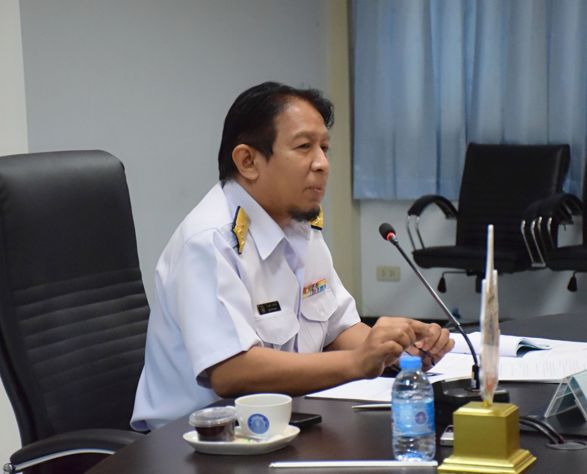 การประชุมหารือสาระสำคัญร่างพระ..ชมภาพ