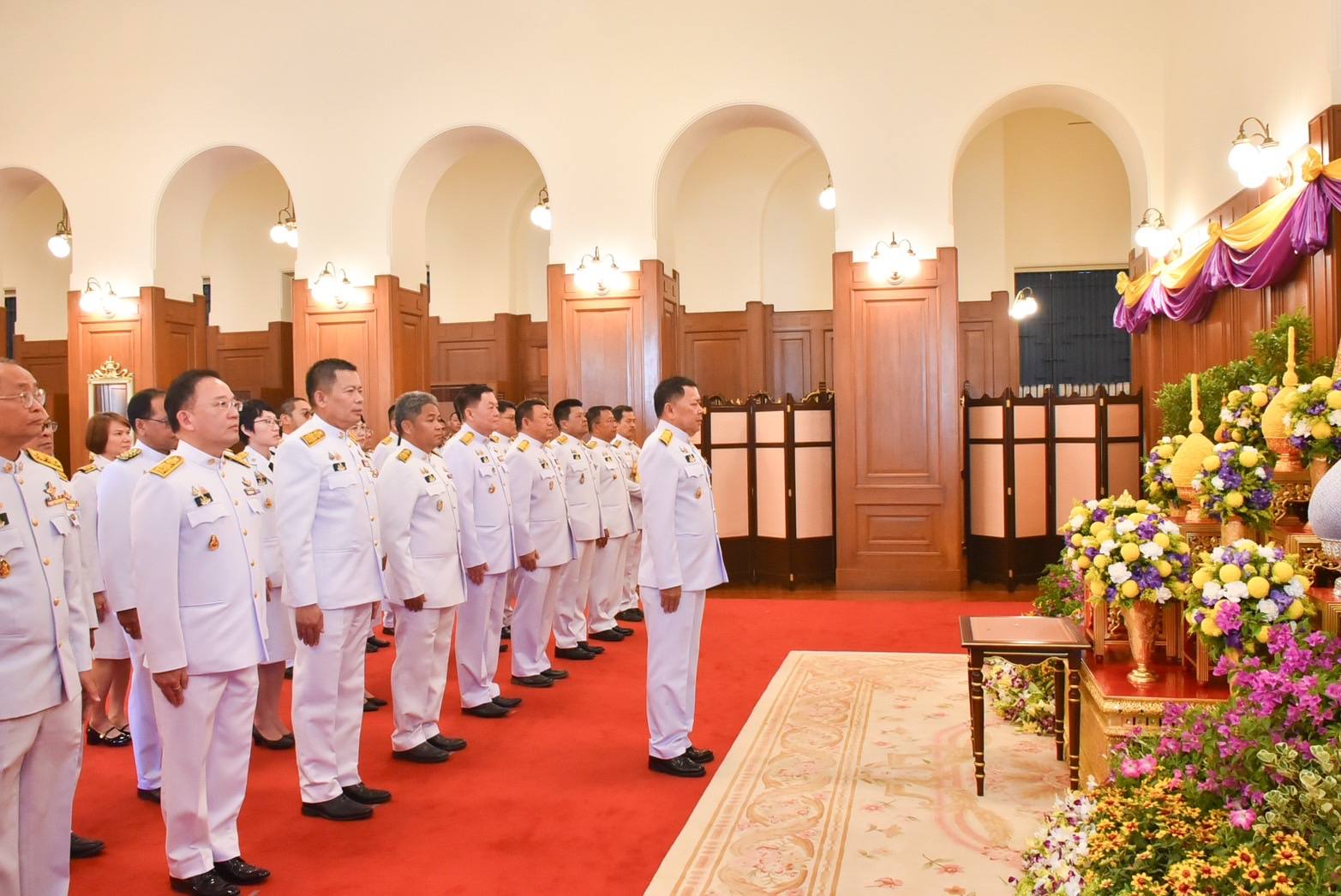 ลงนามถวายพระพร เนื่องในโอกาสวั..ชมภาพ