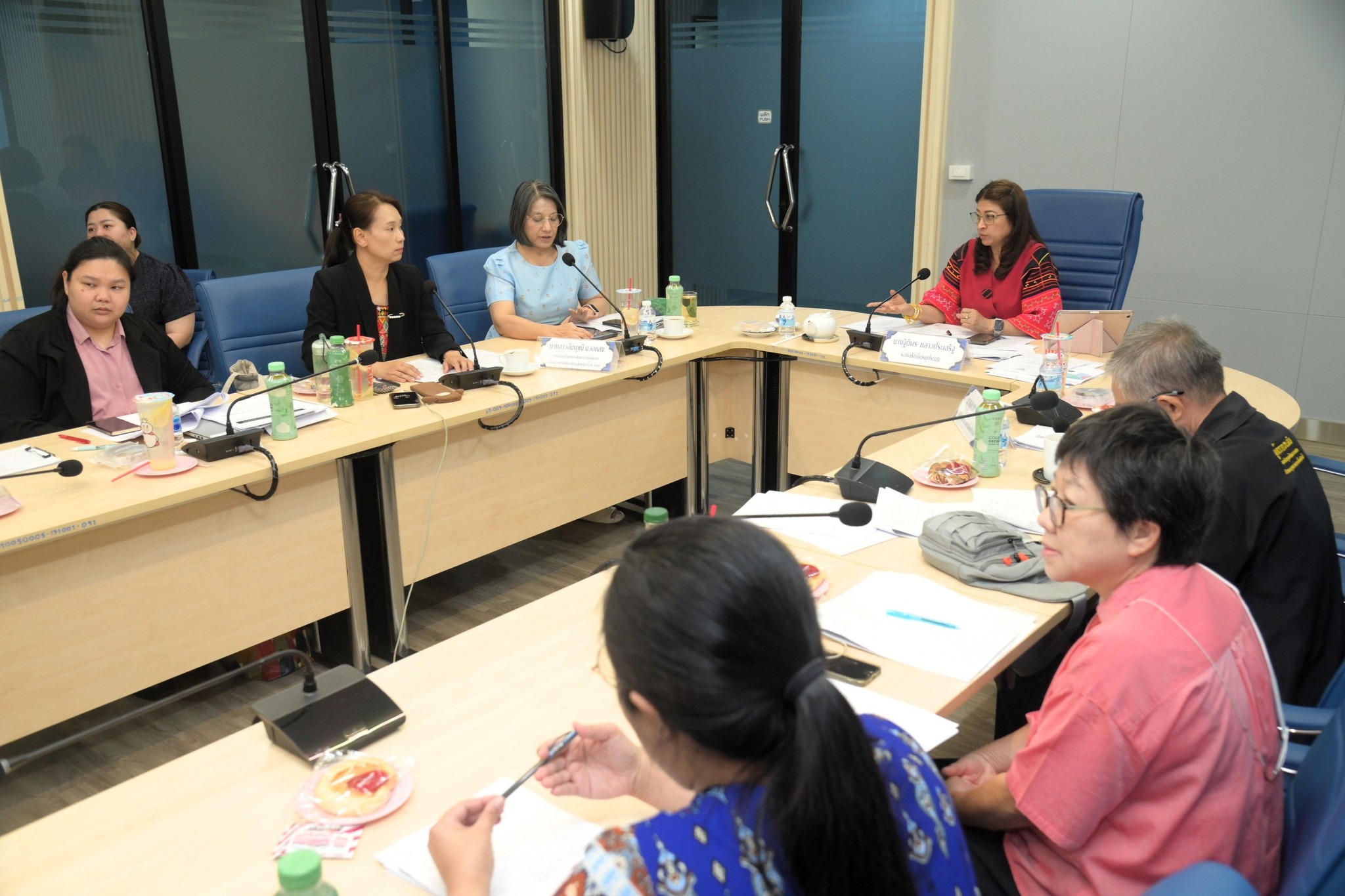 การประชุมชี้แจงเสริมสร้างความเ..ชมภาพ