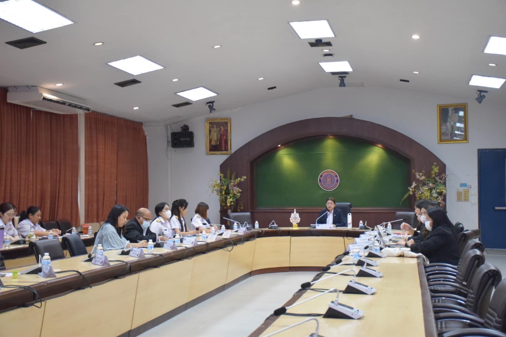 การประชุมปิดตรวจรายงานการเงิน ..ชมภาพ