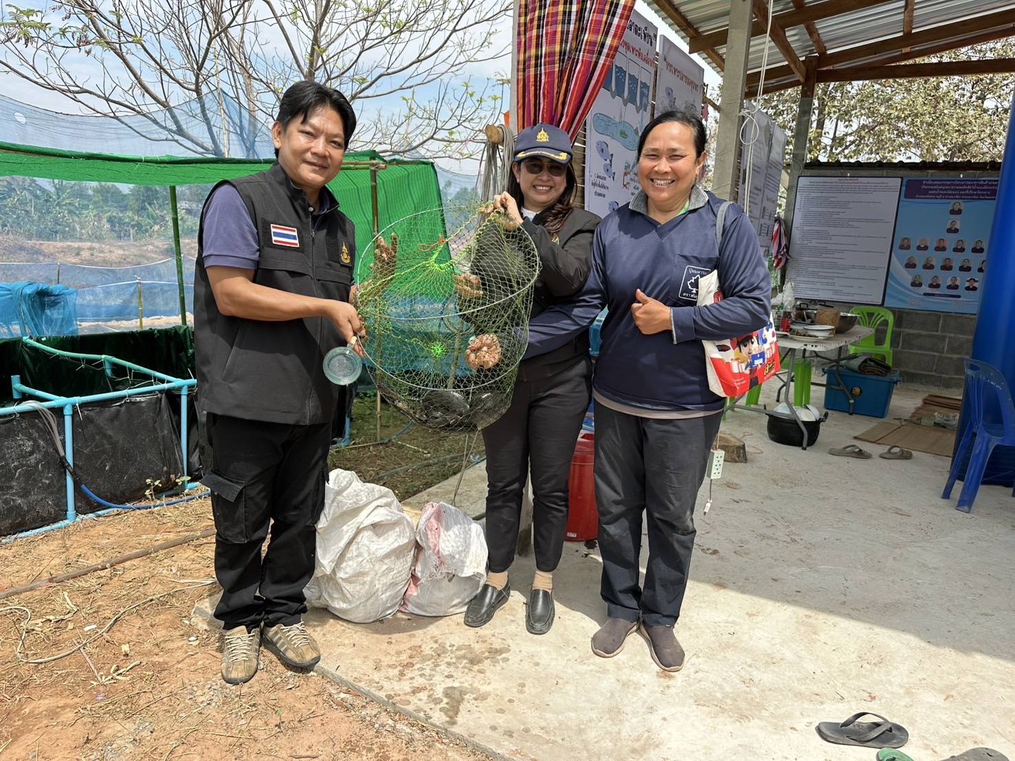 ตรวจติดตามความคืบหน้าของการจัด..ชมภาพ