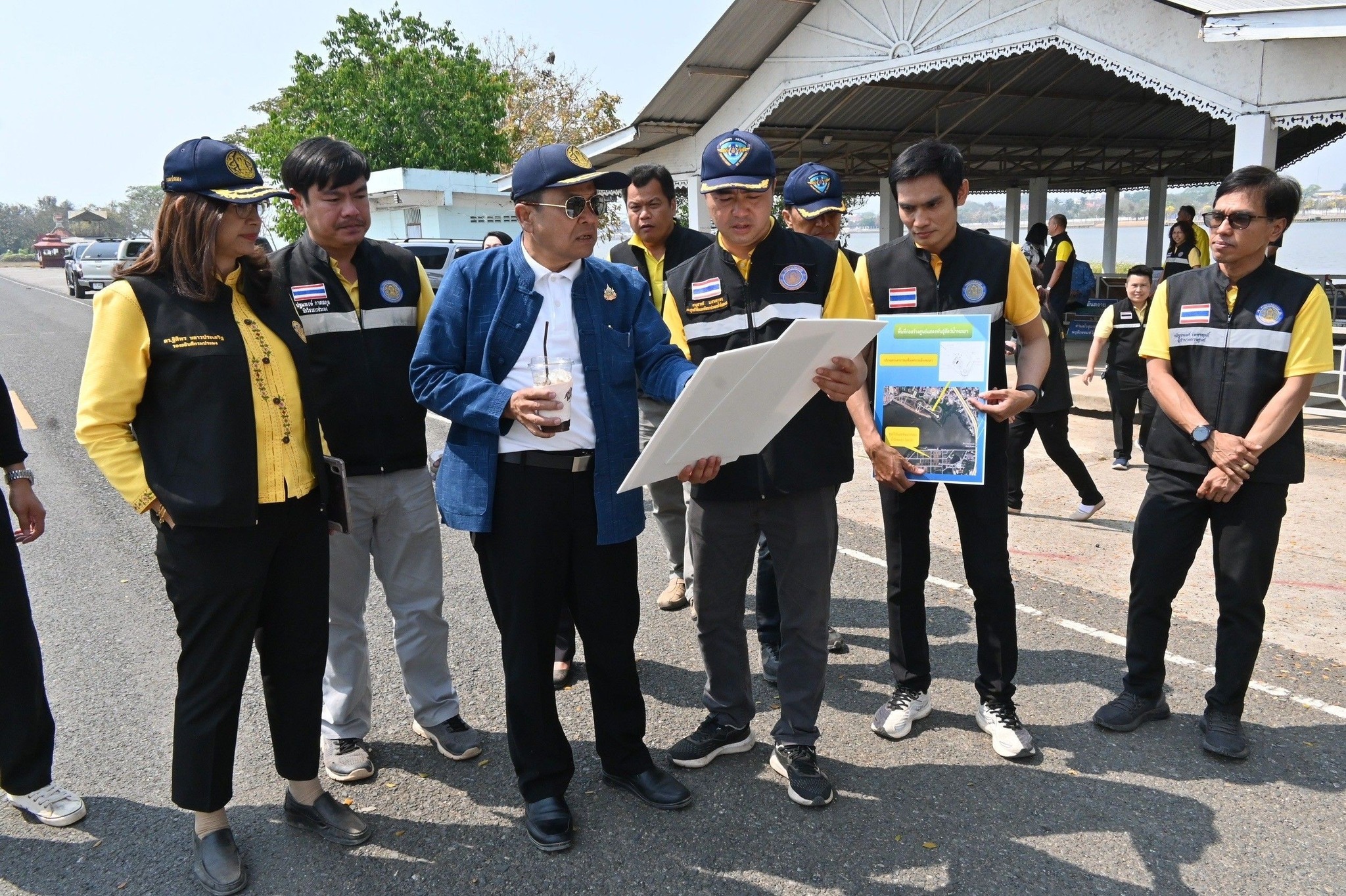 ลงพื้นที่พบปะเกษตรกร ณ ศูนย์เร..ชมภาพ