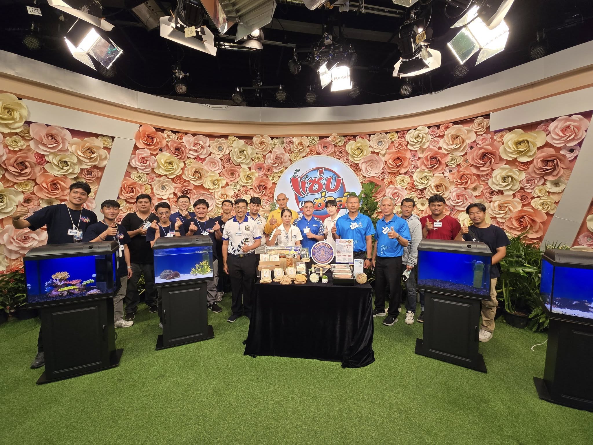 สัมภาษณ์รายการแซ่บพาซ่าส์ เพื่..ชมภาพ
