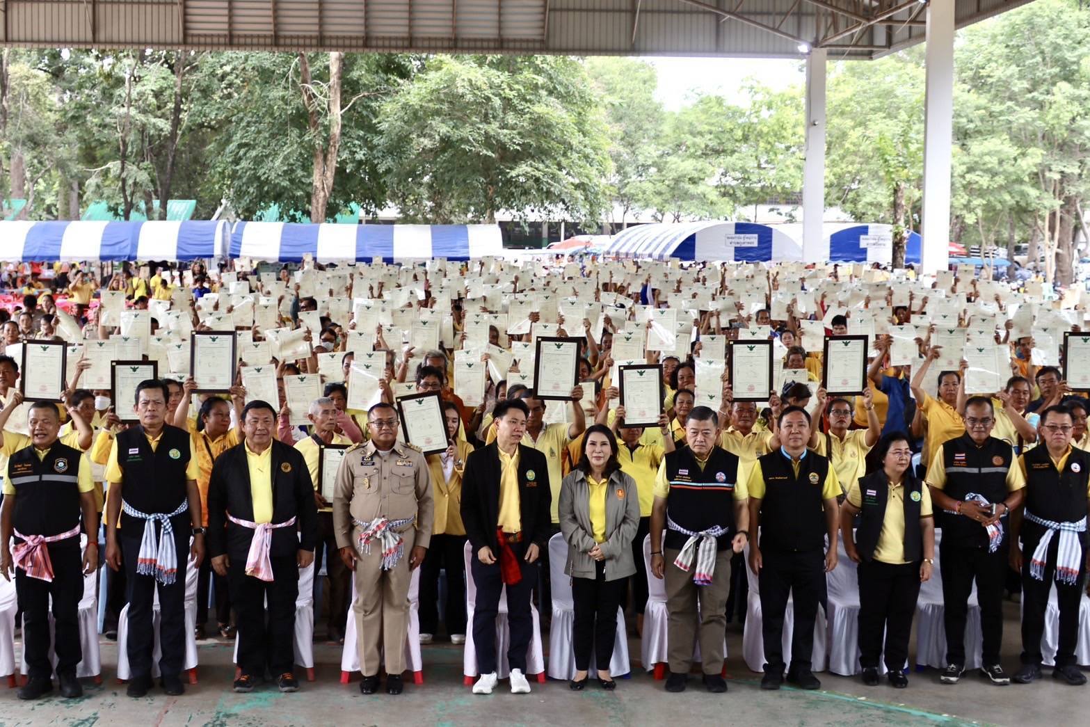 เข้าร่วมติดตามรัฐมนตรีว่าการกร
