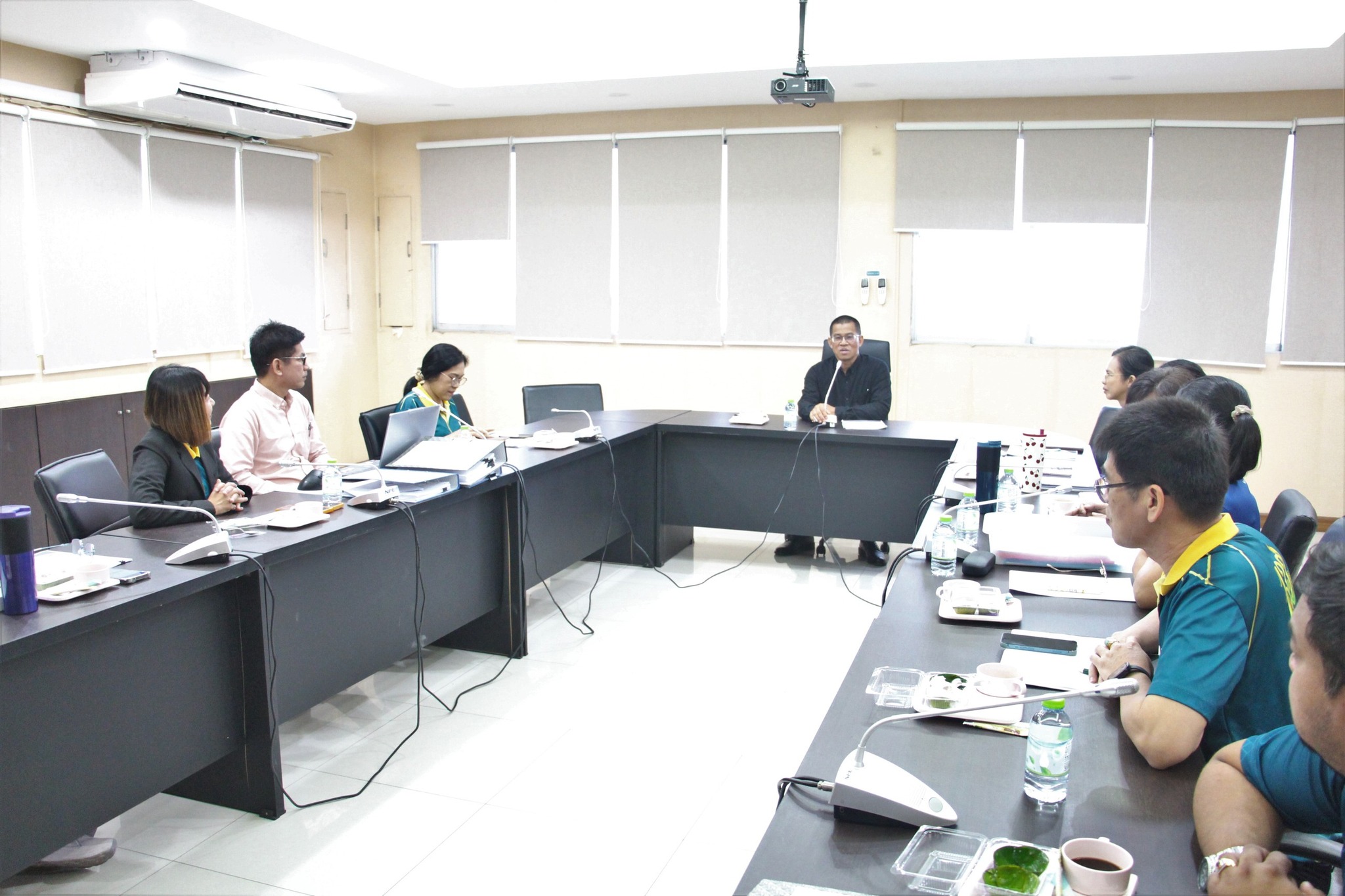 การประชุมคณะทำงานพิจารณาและวิน