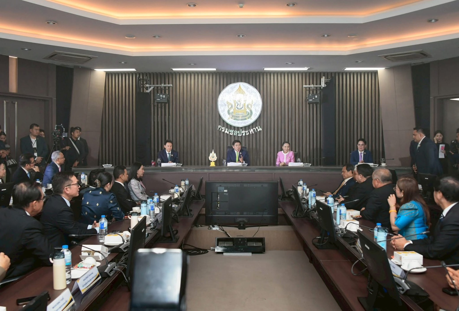ร่วมเป็นเกียรติในพิธีลงนามบันท