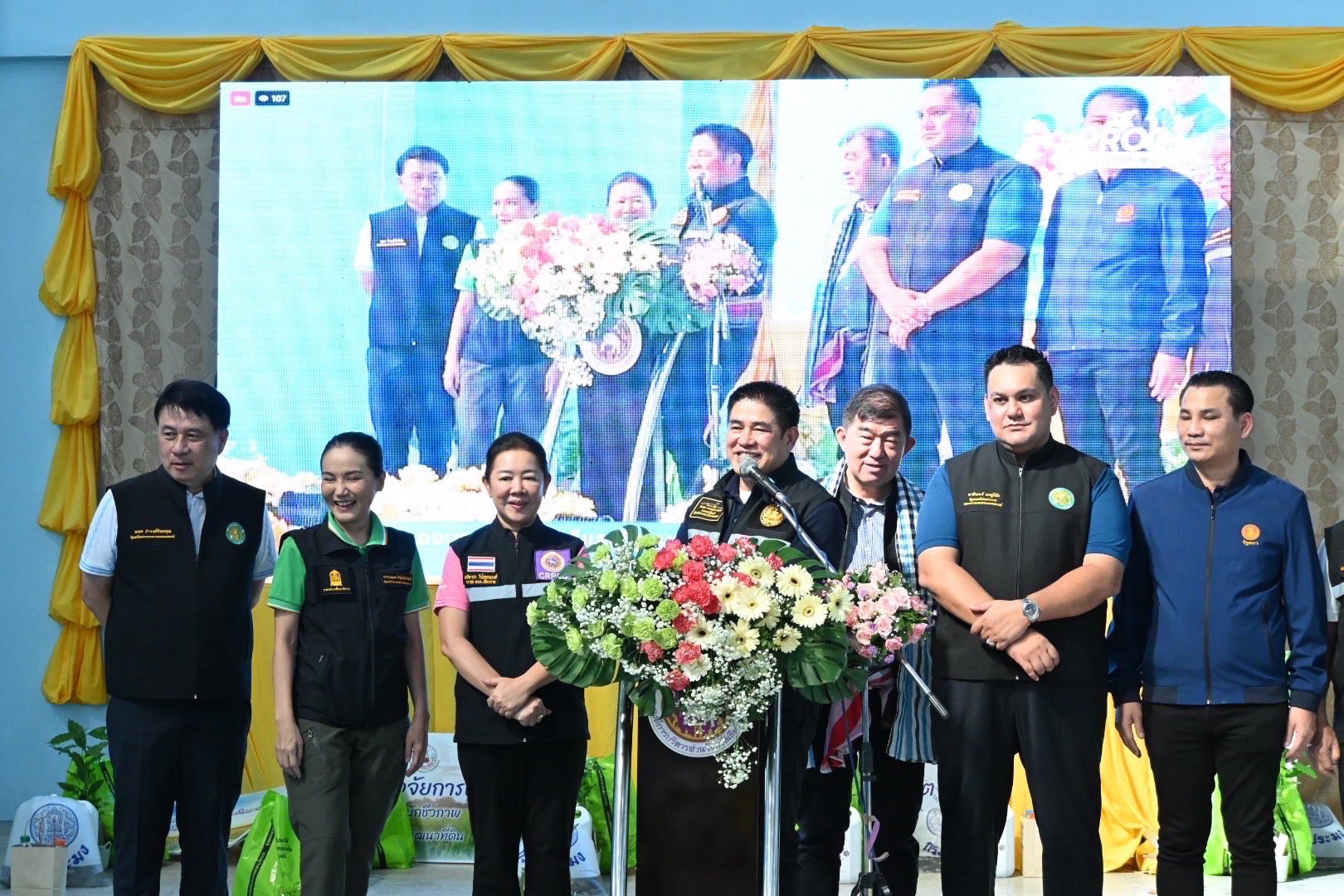 ณ หอประชุมใหญ่ มหาวิทยาลัยราชภ..ชมภาพ