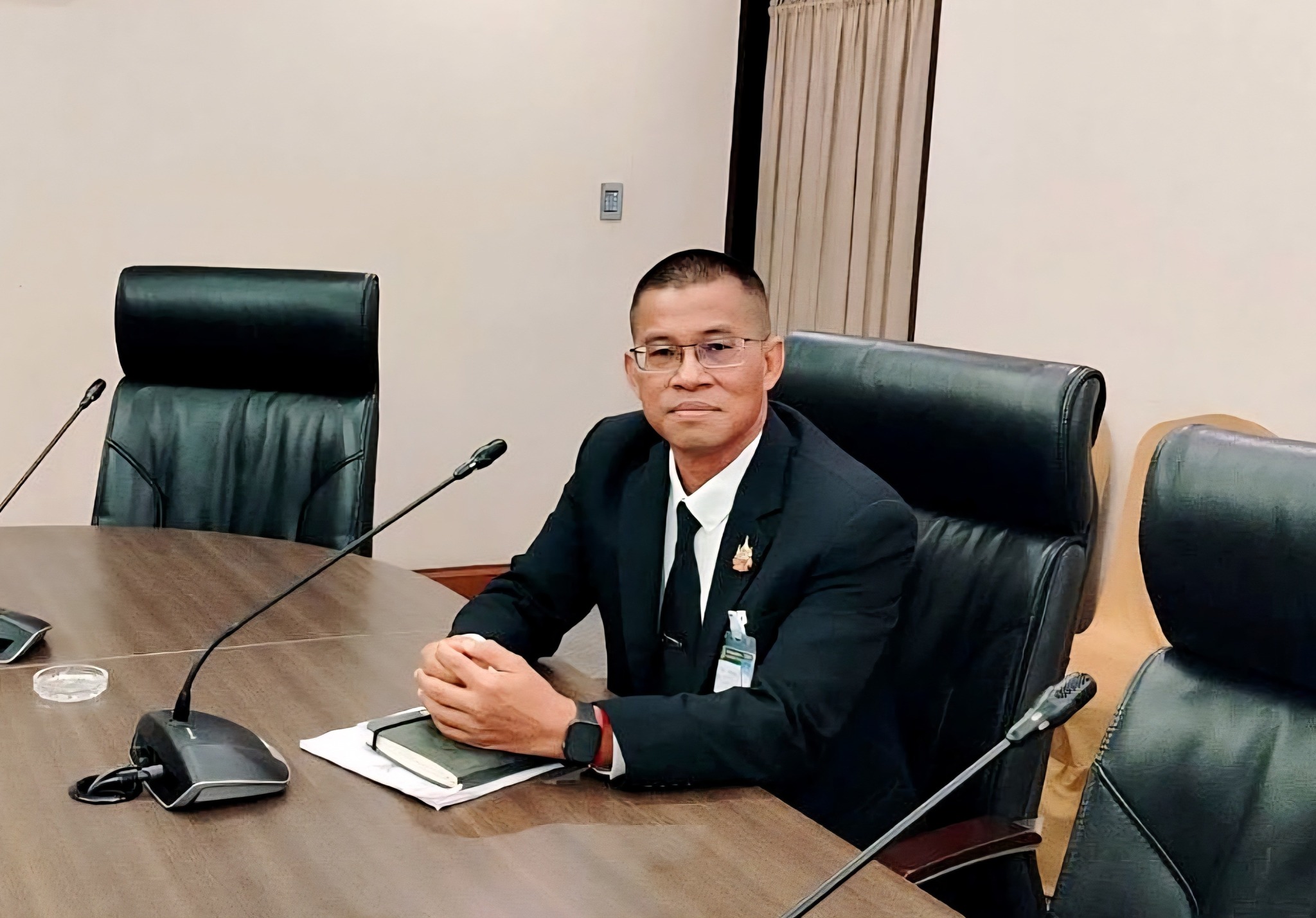 เข้าร่วมการประชุมชี้แจงต่อคณะร