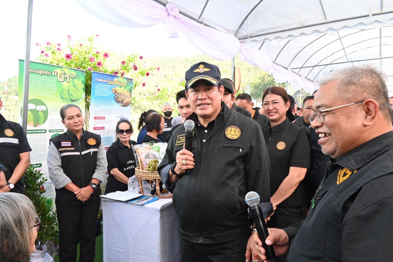 ลงพื้นที่เพื่อปฏิบัติภารกิจตรว