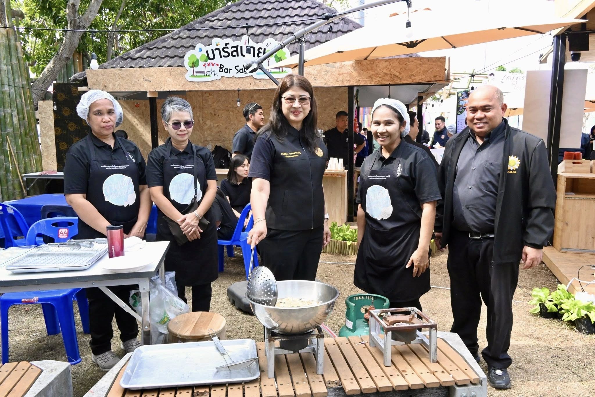 ร่วมกิจกรรมส่งเสริมการบริโภคแล..ชมภาพ