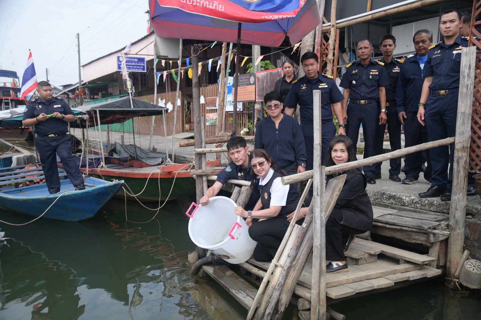  ร่วมติดตามผลการดำเนินงานขององ..ชมภาพ