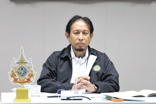 การประชุมหารือกรณีการนำเรือประ