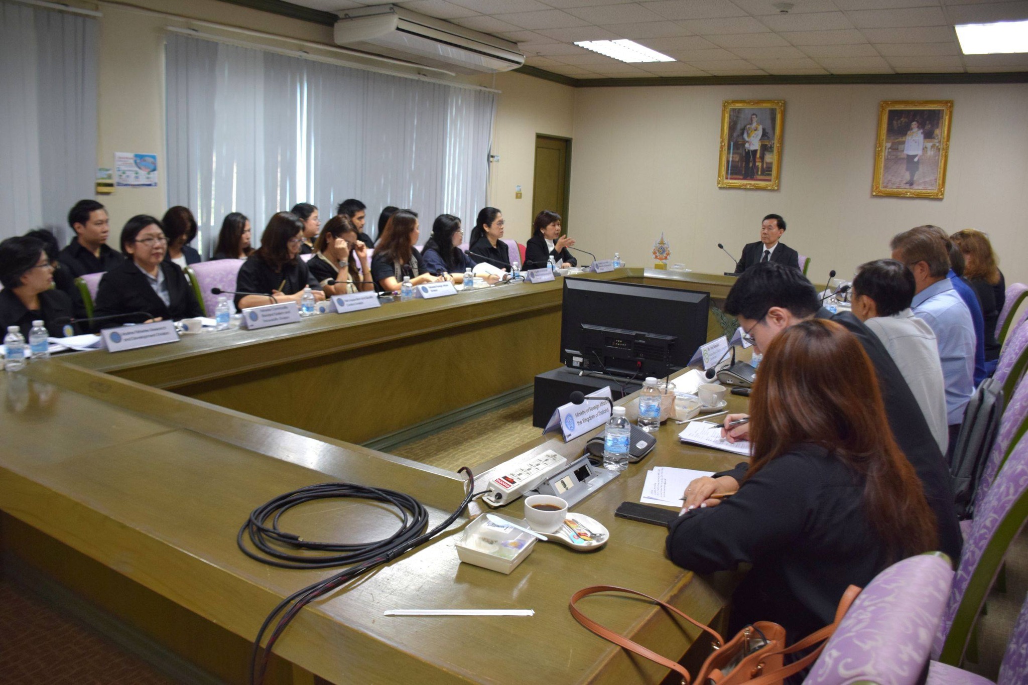  ร่วมให้การต้อนรับคณะผู้บริหาร