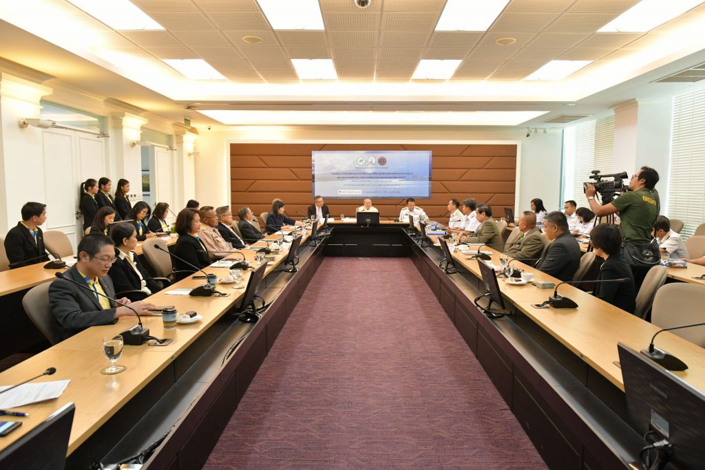 the Department of Fisheries signs an MoU with the Utokapat Foundation, the Hydro - Informatics Institute (Public Organization), to increase the efficiency of water management and fishery resources together