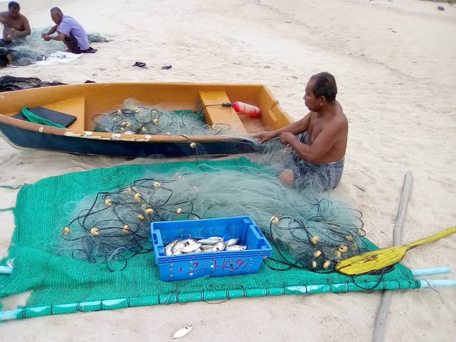 Baan Tulakorpalus - a model cooperative in Narathiwat to fight against IUU fishing