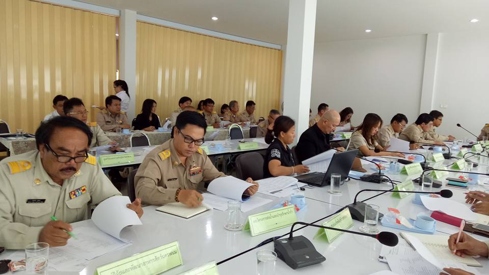 ประชุมชี้แจงขั้นตอนการจัดทำแผนการดำเนินงานสำรวจพื้นที่ปลูกข้าวและผลผลิตข้าวหอมมะลิปีการผลิต 2559/60..คลิก