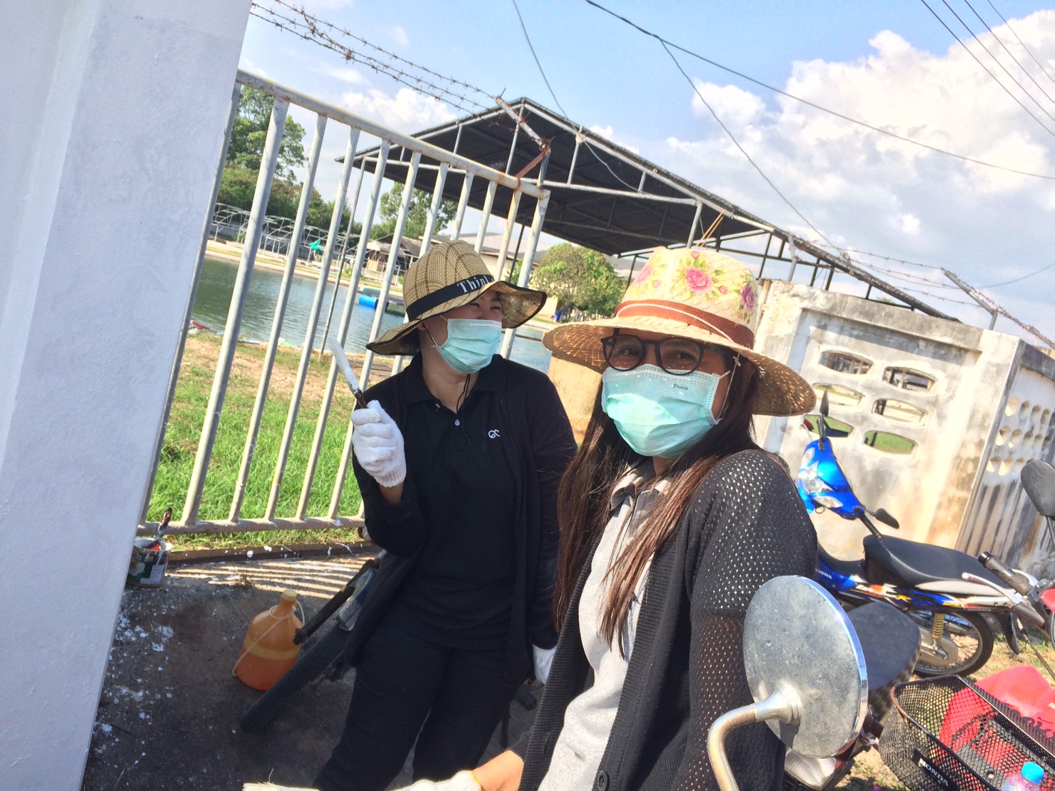 ศูนย์วิจัยและพัฒนาการเพาะเลี้ยงสัตว์น้ำชายฝั่งระยอง จัดกิจกรรมบำเพ็ญเป็นพระราชกุศล 100 วัน พระบาทสมเด็จพระปรมินทรมหาภูมิพลอดุลยเดช มหิตลาธิเบศรามาธิบดี จักรีนฤบดินทร สยามินทราธิราช บรมนาถบพิตร..คลิก