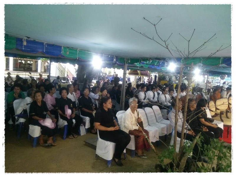 พิธีเปิดงานประเพณีขึ้นถ้ำรับร่อ ปิดทองพ่อปู่หลักเมือง ประจำปี ๒๕๖๐..คลิก