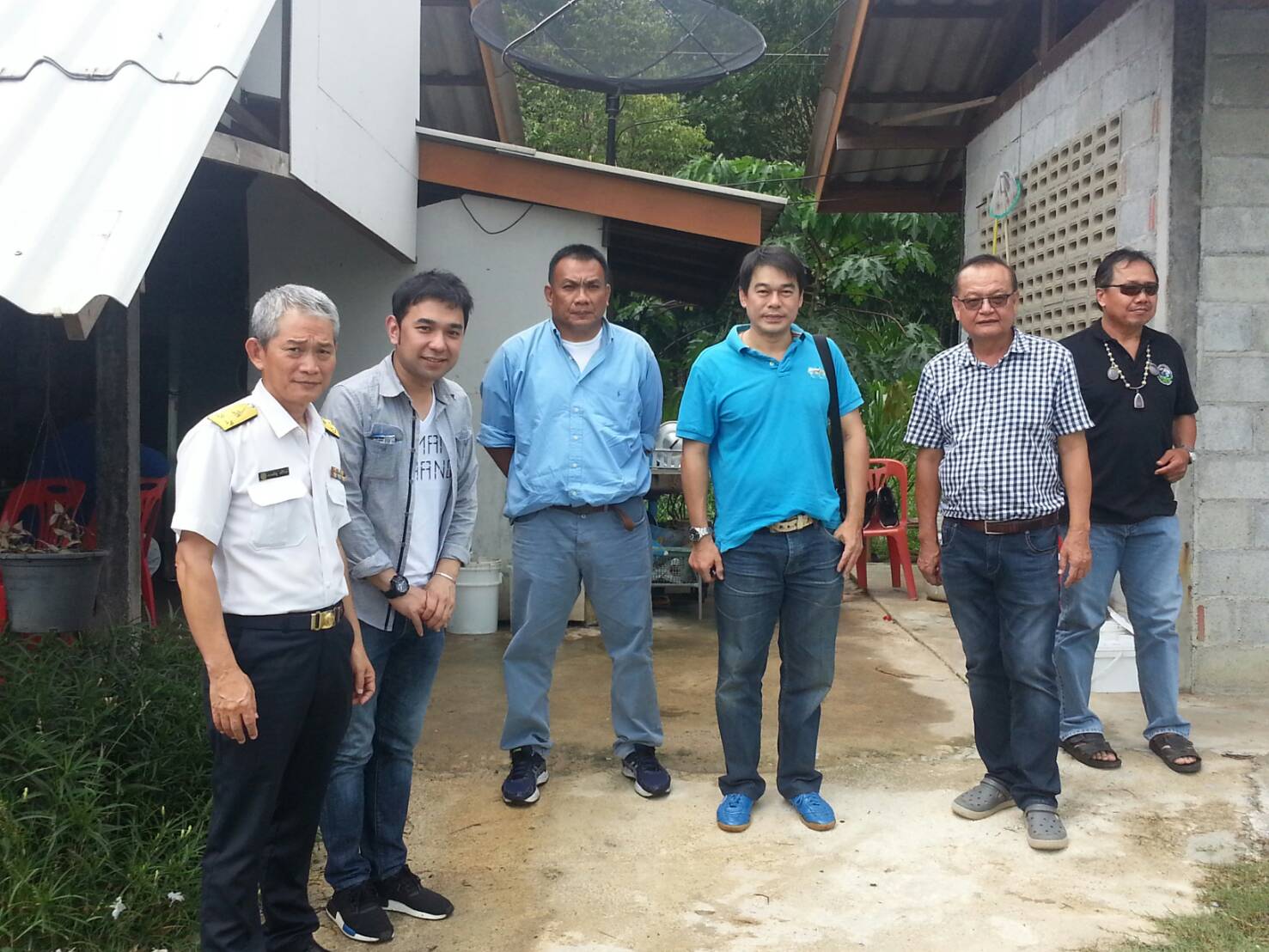 สภาหอการค้าแห่งประเทศไทยเดินทางมาดูผลผลิตกุ้งของสมาชิกเกษตรกรในโครงการระบบส่งเสริมเกษตรแบบแปลงใหญ่..คลิก