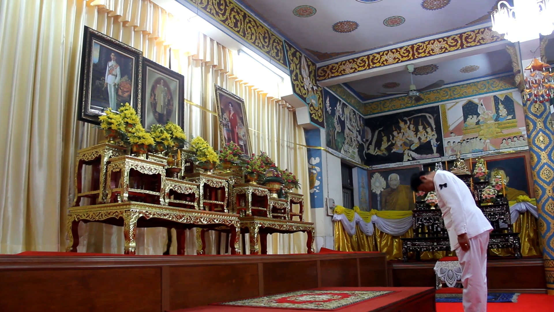 พิธีมหามงคลบำเพ็ญพระราชกุศล..คลิก