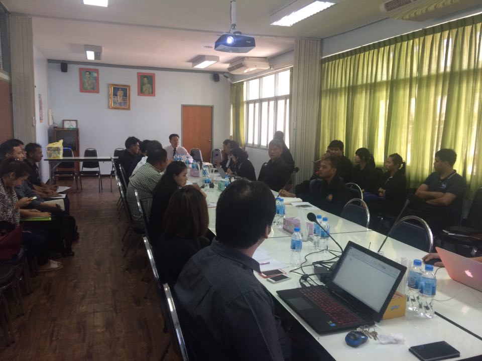 ร่วมประชุมหารืออุปสรรคการใช้งานระบบ การอบรมผู้ใช้งาน การสนับสนุนผลักดันให้ผู้ประกอบการเข้าใช้งานระบบ ณ ห้องประชุมองค์การสะพานปลาสมุทรสาคร จังหวัดสมุทรสาคร..คลิก