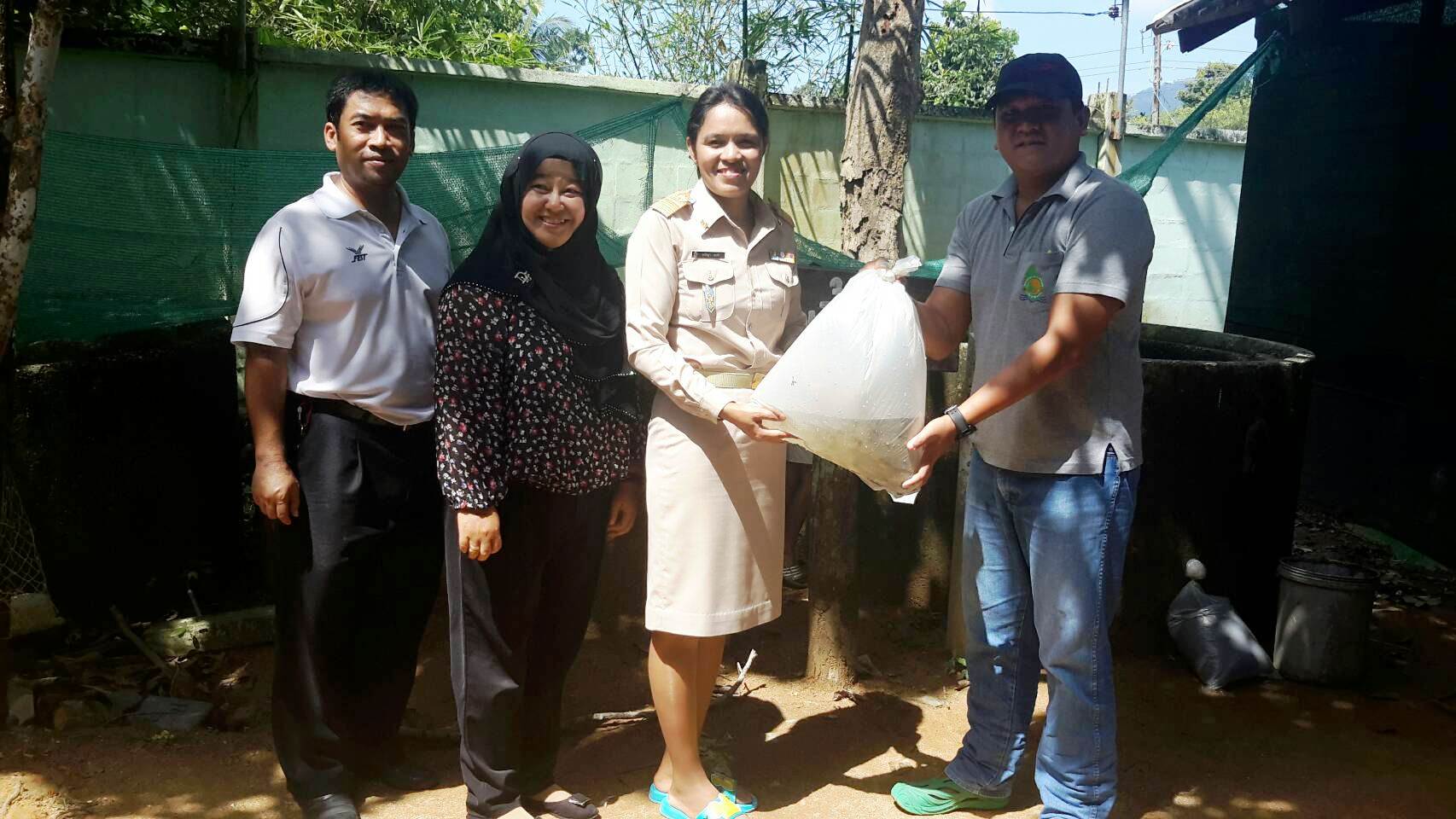 สนับสนุนพันธุ์ปลาโรงเรียนบ้านโผลง..คลิก