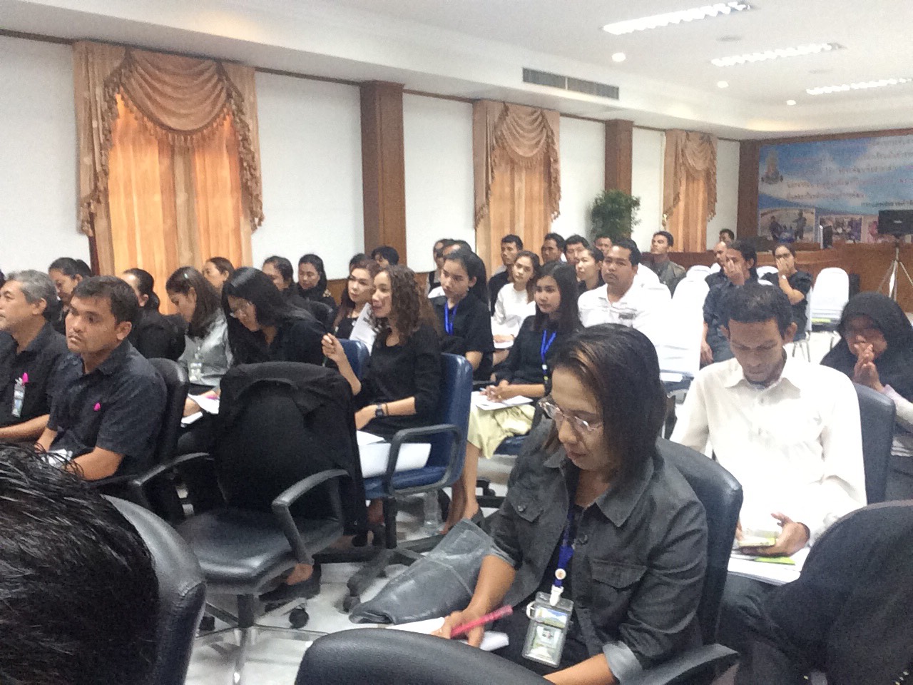 อบรมโครงการพัฒนาศักยภาพของผู้ปฏิบัติงานเพื่อรองรับ AEC  หลักสูตร “การปฏิบัติทางการเกษตรที่ดี (GAP)” และ “ การพัฒนาบุคลากรในยุค Thailand 4.0”..คลิก