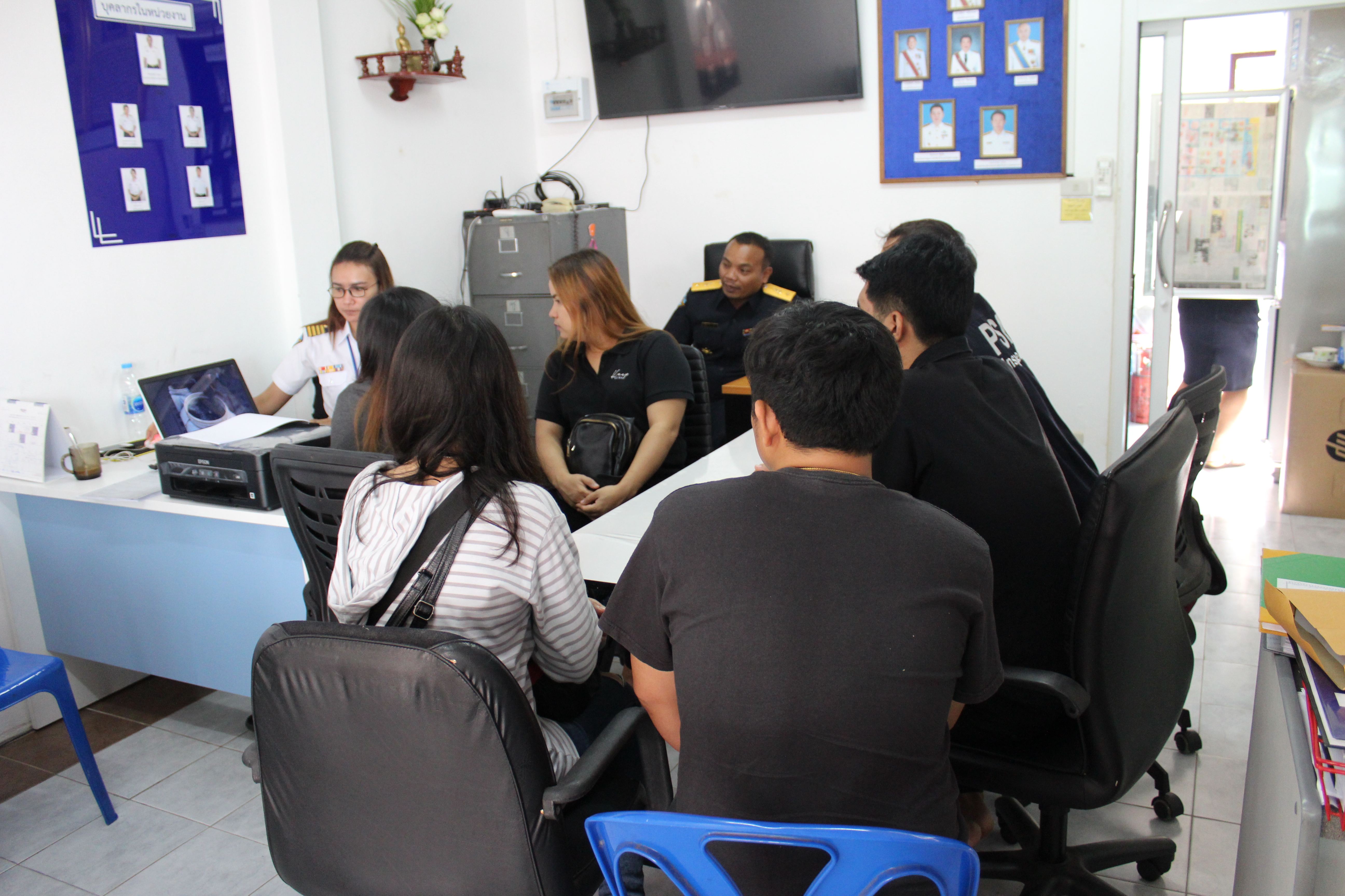 ด่านตรวจสัตว์น้ำจังหวัดสมุทรสาคร ได้เข้าตรวจบูรณาการร่วมกับด่านตรวจสัตว์น้ำจังหวัดประจวบคีรีขันธ์..คลิก