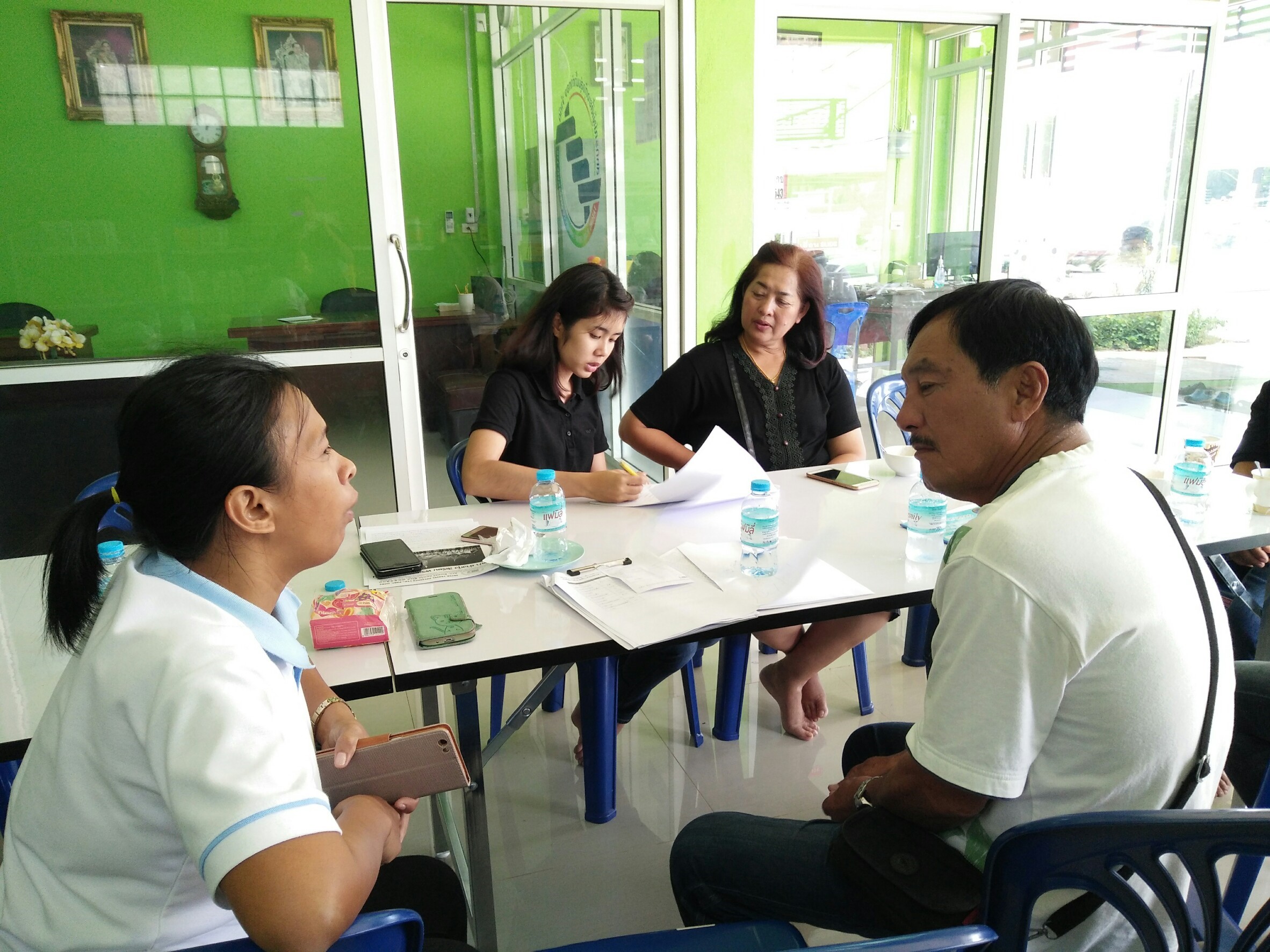ลงพื้นที่สำรวจข้อมูลสภาวะเศรษฐกิจและสังคมของเกษตรกรหลังเข้าร่วมโครงการระบบส่งเสริมเกษตรแบบแปลงใหญ่ จังหวัดสุราษฎร์ธานี