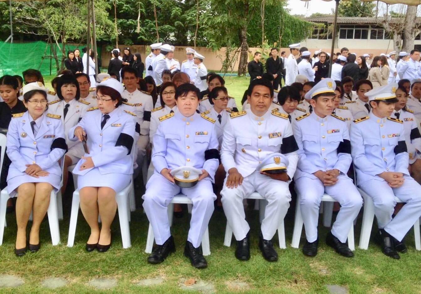 ร่วมประกอบพิธีวางพวงมาลาถวายบังคมพระบรมราชานุสาวรีย์ พระบาทสมเด็จพระจุลจอมเกล้าเจ้าอยู่หัว รัชกาลที่5 เนื่องในวันคล้ายวันสวรรคต 