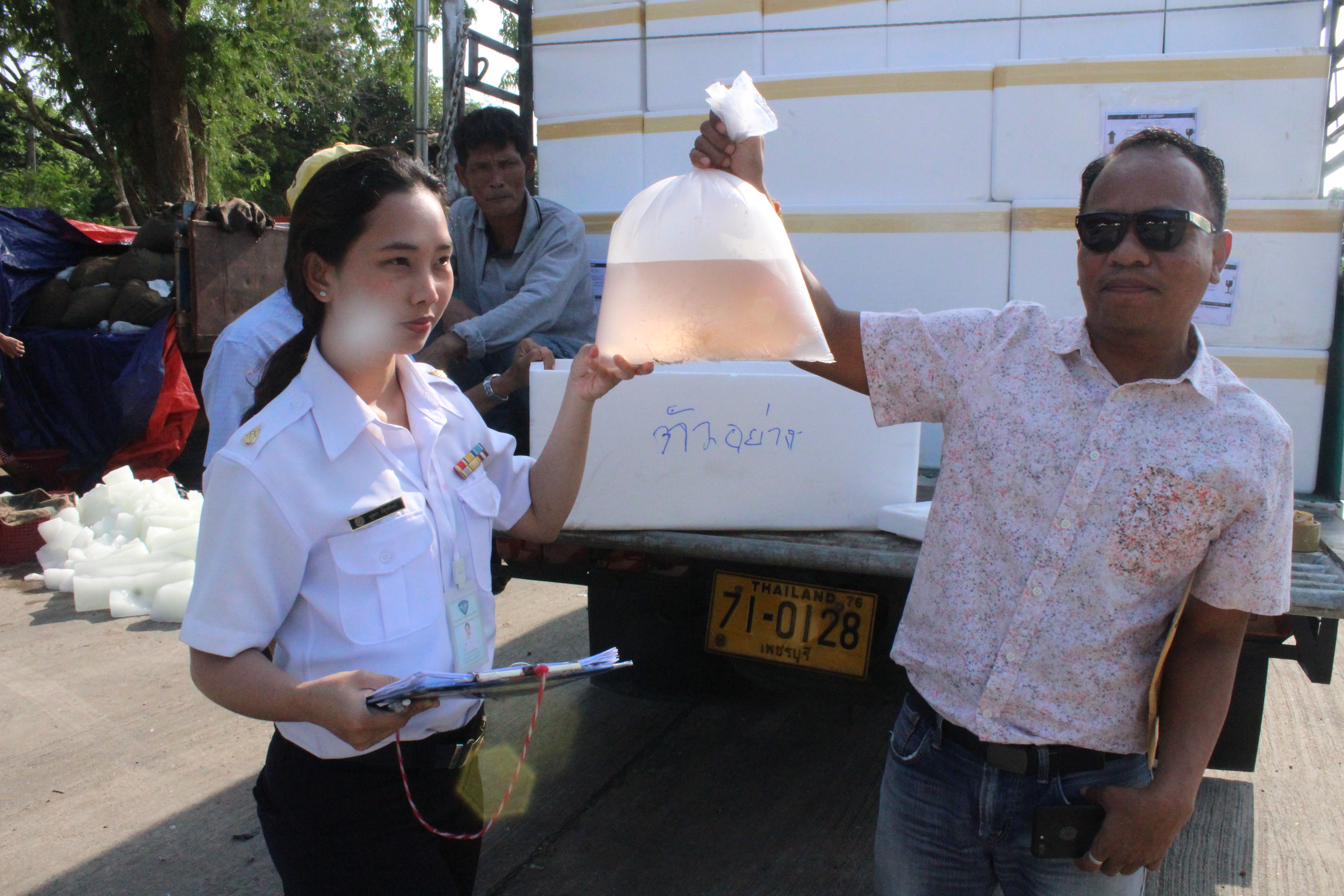 สินค้าส่งออกไปประเทศเมียนมา..คลิก