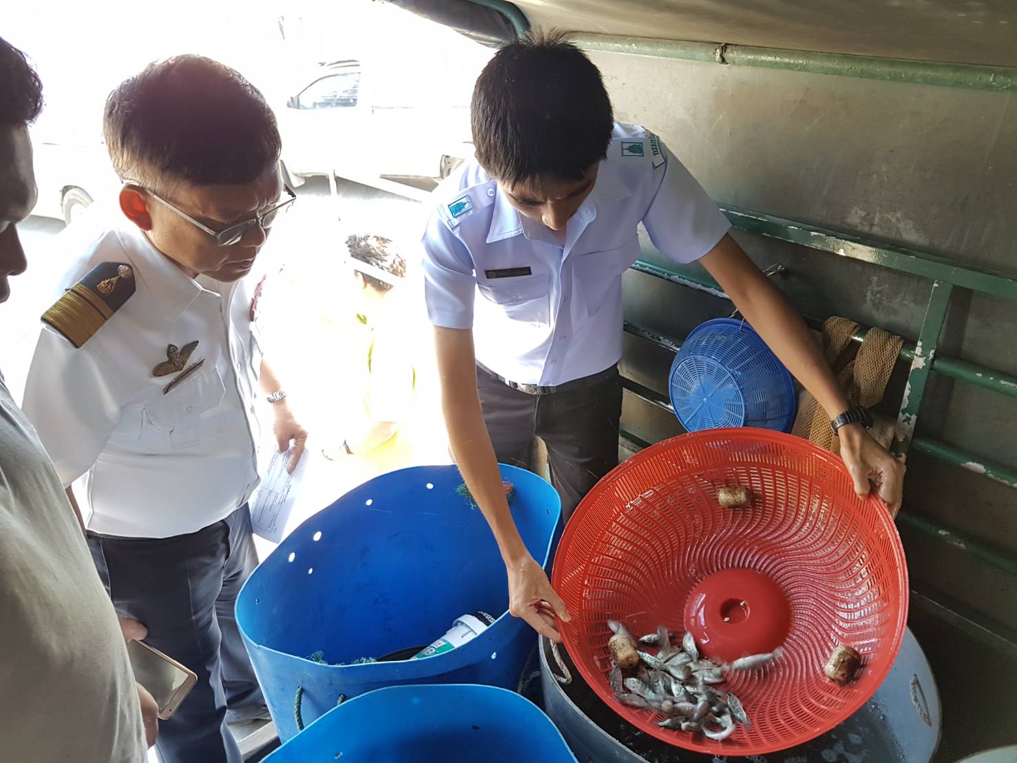 กิจกรรมตรวจสอบสินค้าสัตว์น้ำส่งออกไปยังประเทศมาเลเซีย..คลิก