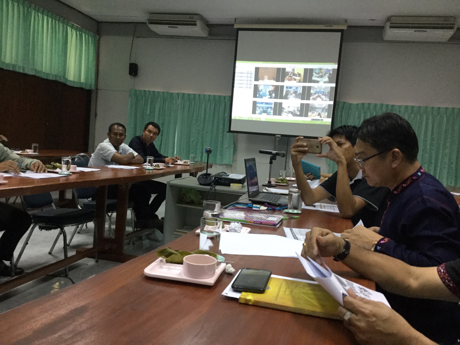 ประชุมประชุมทางไกลออนไลน์ Web conference
