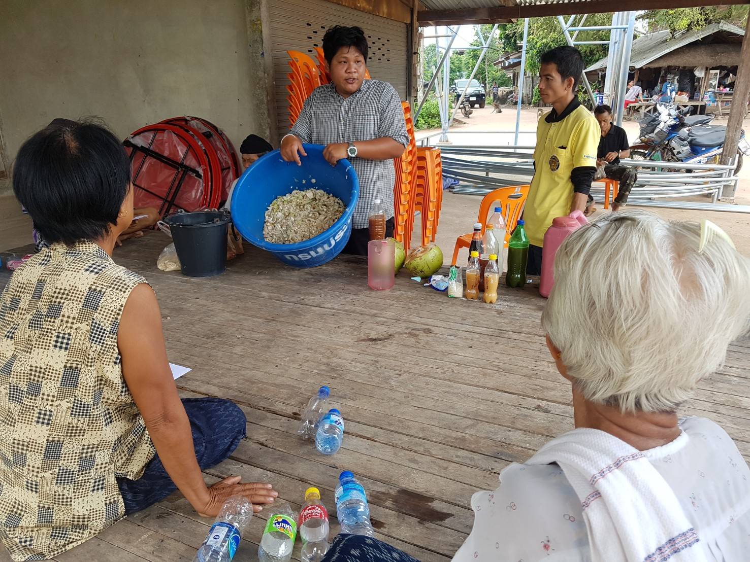 ถ่ายทอดองค์ความรู้ เรื่อง วิธีการเตรียมจุลิทรีย์ PSB (จุลินทรีย์สังเคราะห์แสง)..คลิก